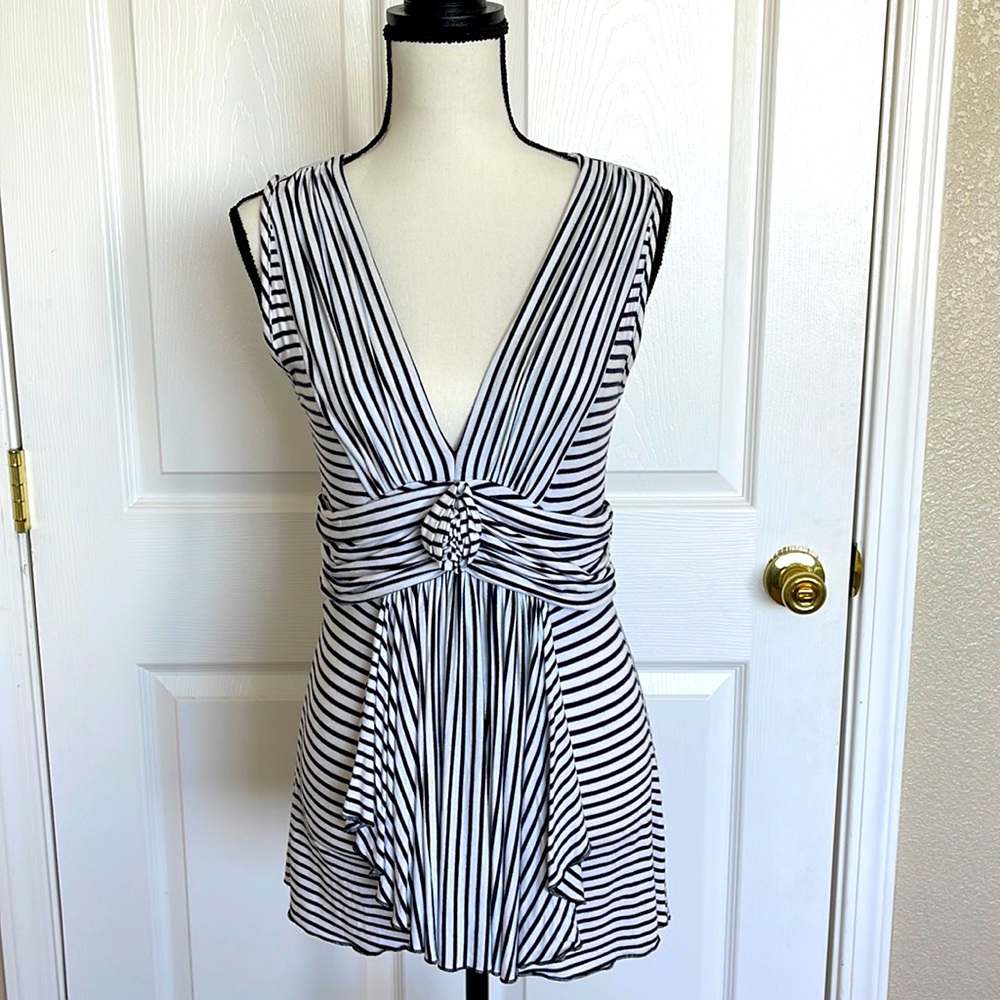 Boston Proper Black & White Striped Rosette Tank Top. Size Small.